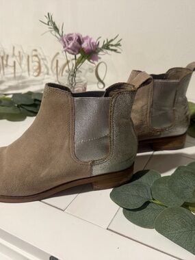 Toms Taupe Suede Ankle Booties with Metallic Silver Elastic